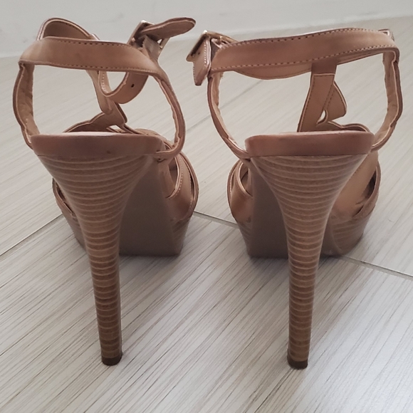 Jessica Simpson Platform Heels Size 8.5 - Picture 3 of 6